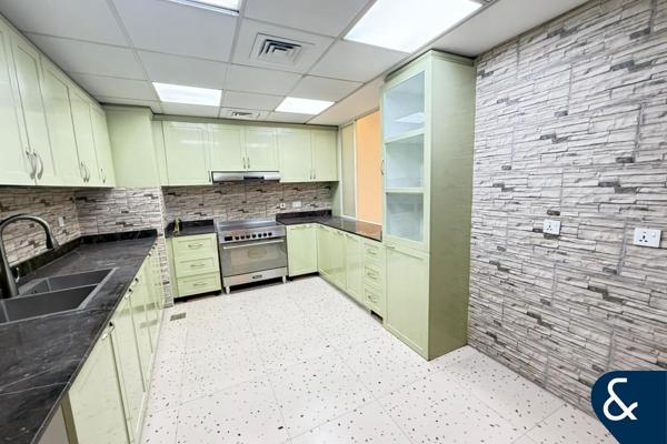 Two Bedroom I Upgraded I 1629 Sqft I Rented